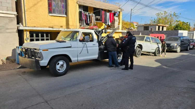 Removerán con grúa vehículos estacionados en la vía pública