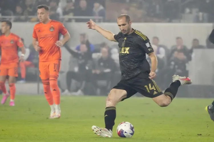Chiellini anuncia su retiro