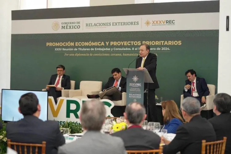 Impulsa Alfonso Durazo Plan Sonora ante embajadores y cónsules de México