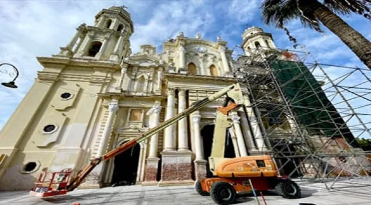 Proyectan rehabilitación de Catedral en Hermosillo y mercados de Guaymas y Navojoa