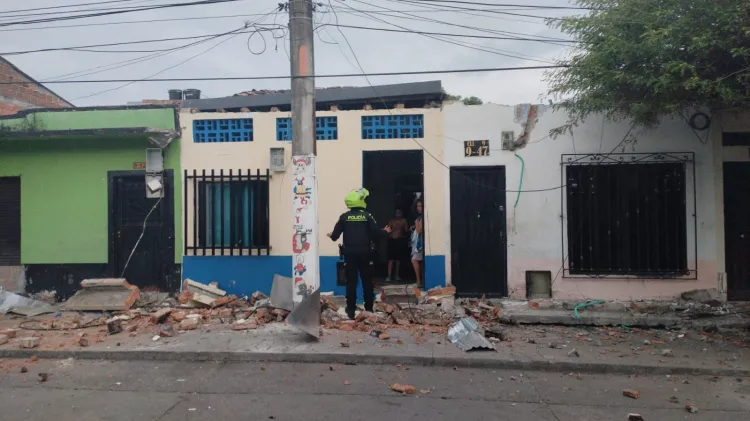 Sismo de magnitud 5.6 sacude el centro de Colombia; graban daños en edificios