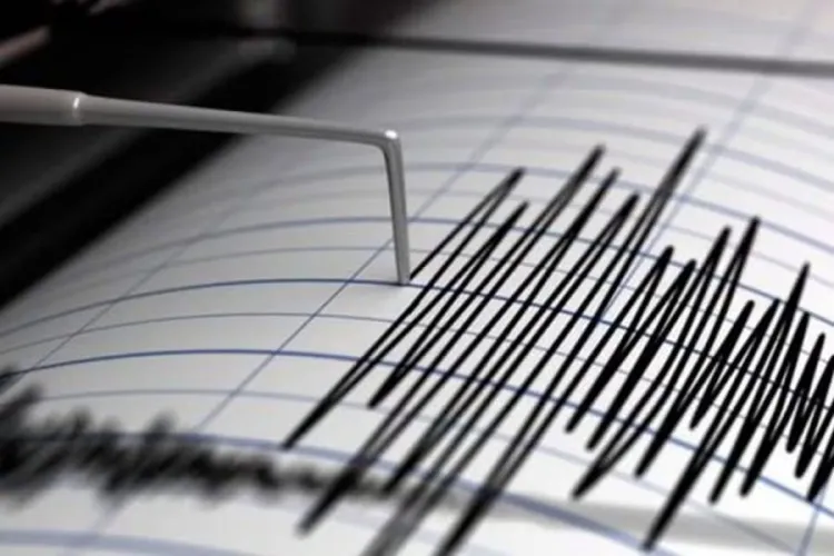Temblor de magnitud preliminar 5.7 sacude Chiapas