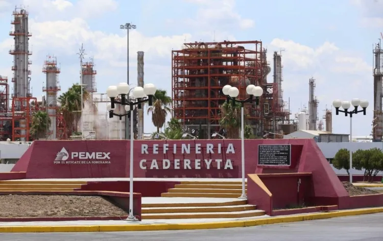 Rechaza AMLO que contaminación en Monterrey sea por refinería de Cadereyta