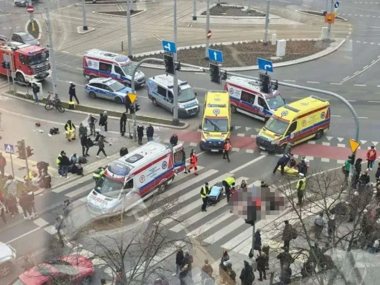 Vehículo embiste a peatones en Polonia y deja 19 heridos, descartan terrorismo