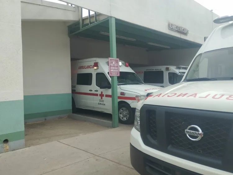 Hospitalizan a mujer luego de ser atropellada frente a la central camionera