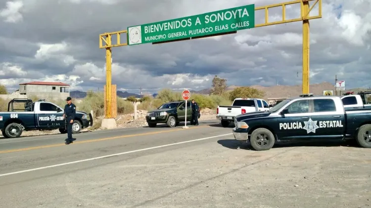 Autoridades de Sonoyta detienen a 3 y confiscan material bélico