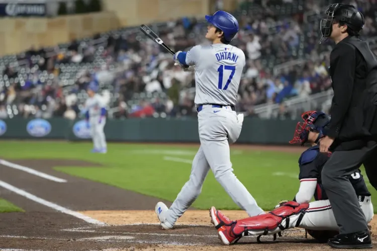 Bat de Ohtani guía a los Dodgers VIDEO