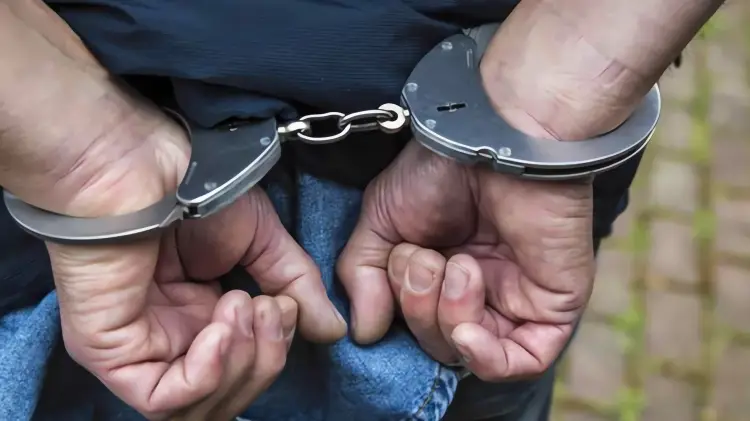 Arizona Fugitive Capture: Police Collaboration